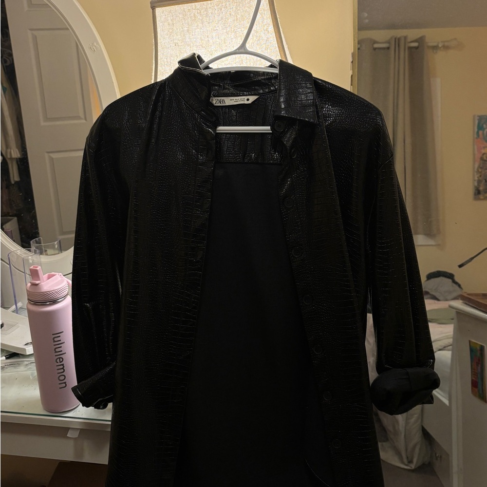 Zara Women's Black Croc-Embossed Leather Jacket
